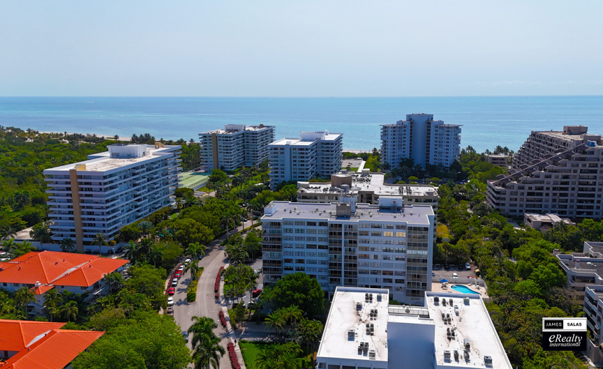 Commodore Club Key Biscayne